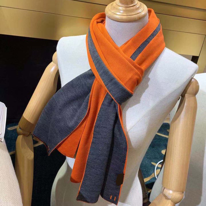 Luxurys Designers Scarfs High Quality Letter Printed Pashmina Leather Cashmere Casual Classic Scarf For Womens Mens Winter Gift Schal, Blue;gray
Luxurys Designers Scarfs High Quality Letter Printed Pashmina Leather Cashmere Casual Classic Scarf For Womens Mens Winter Gift Schal, Blue;gray