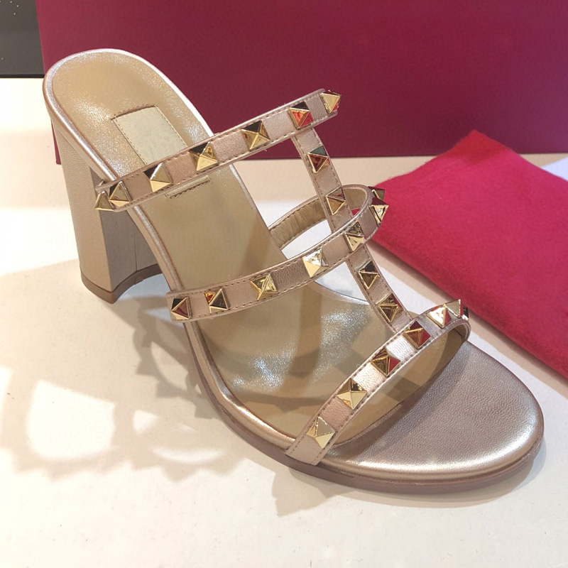 2021Hot Sell Women's High-Heel 9.5CM Sandal Valen Rivet Espadrilles Shoes Casual Sandals Sheep Leather Slippers Flip Flop Size 34-41, Multicolor
2021Hot Sell Women's High-Heel 9.5CM Sandal Valen Rivet Espadrilles Shoes Casual Sandals Sheep Leather Slippers Flip Flop Size 34-41, Multicolor