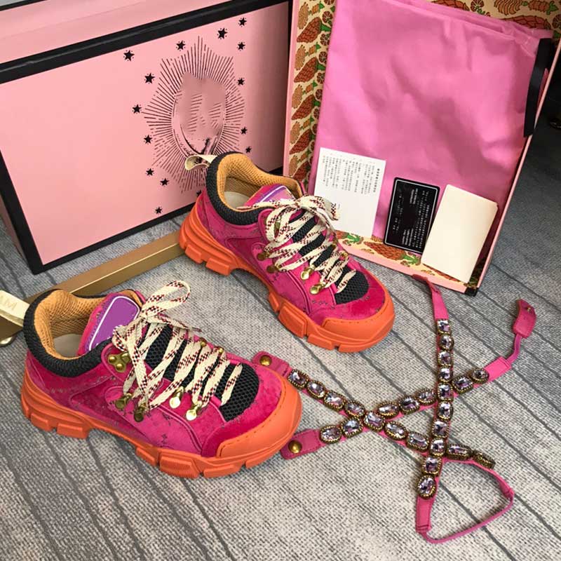 2021 latest hiking shoes diamond chain womens fashion sneakers detachable diamond upper decoration men womens sneakers non-slip sole, Black
2021 latest hiking shoes diamond chain womens fashion sneakers detachable diamond upper decoration men womens sneakers non-slip sole, Black