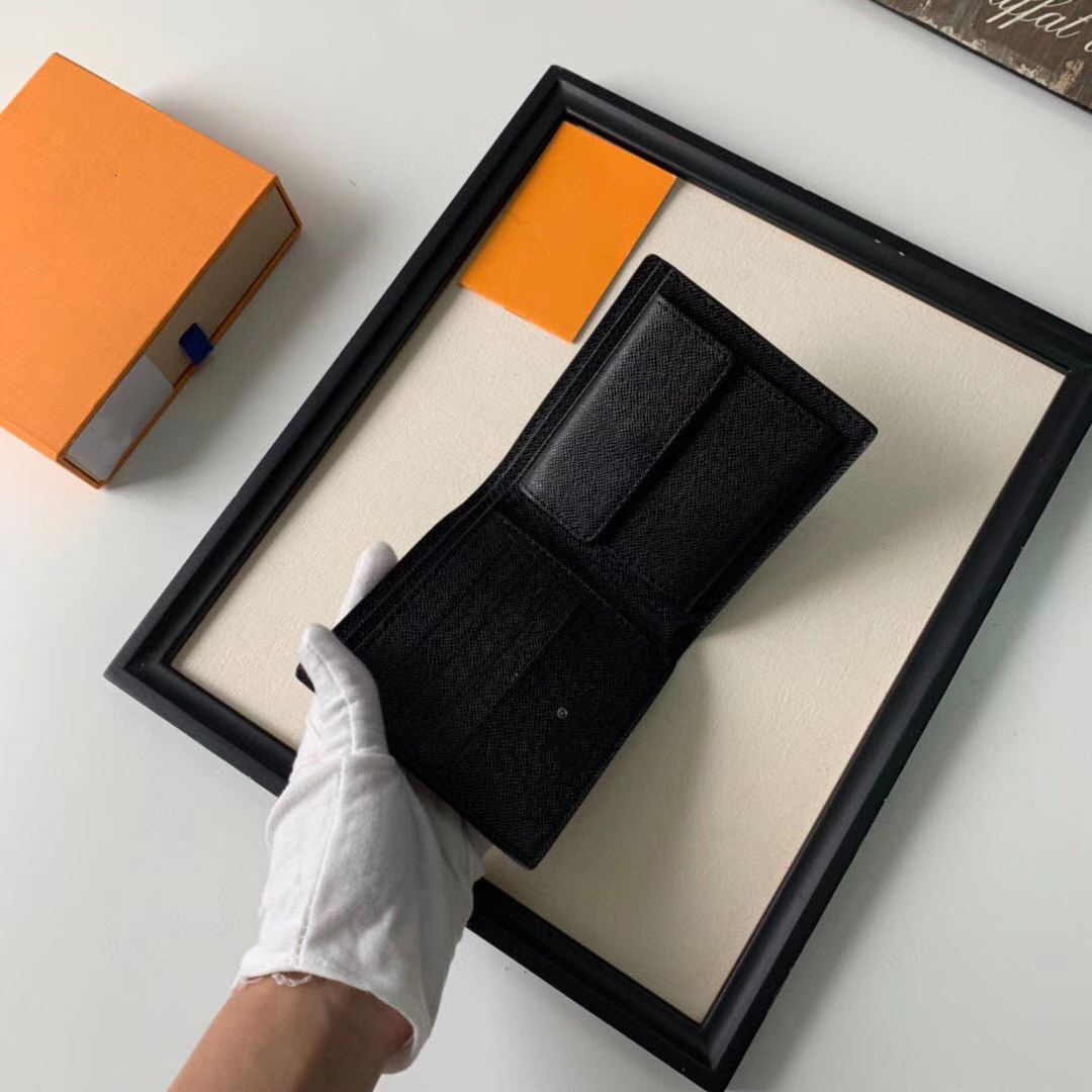 Designer wallet men's clutch bag original leather card case can hold coin credit card global logistics delivery free packing box, Black
Designer wallet men's clutch bag original leather card case can hold coin credit card global logistics delivery free packing box, Black