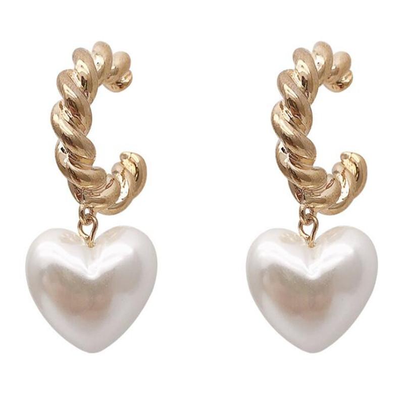 Dangle & Chandelier Korean Style Metal Twisted Heart-Shaped Pearl Earrings Exaggerated Female Drop Fashion Temperament Jewelry
Dangle & Chandelier Korean Style Metal Twisted Heart-Shaped Pearl Earrings Exaggerated Female Drop Fashion Temperament Jewelry
