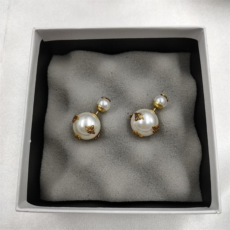 d Family Honey Size Pearl Classic Simple Japanese and Korean Style Star Same Bee Earrings, Golden
d Family Honey Size Pearl Classic Simple Japanese and Korean Style Star Same Bee Earrings, Golden