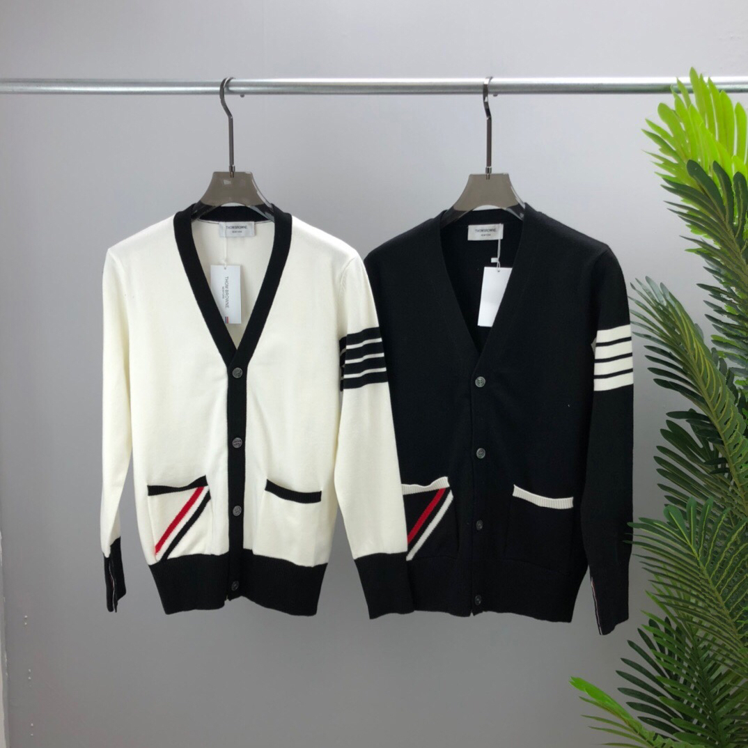 2021ss spring and summer new high grade cotton shirt Men's hoodie Suit pants Casual Fashion jacket Color stripe print sweatshirt Size: s-xxxl Color: black white 324
2021ss spring and summer new high grade cotton shirt Men's hoodie Suit pants Casual Fashion jacket Color stripe print sweatshirt Size: s-xxxl Color: black white 324