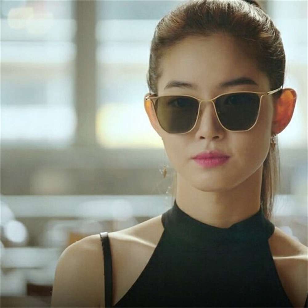 Qilin 7072 polarized sunglasses, small square frame, versatile technology, leg, Han Chao's sunglasses for men and women, White;black
Qilin 7072 polarized sunglasses, small square frame, versatile technology, leg, Han Chao's sunglasses for men and women, White;black