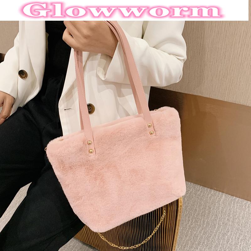 Plush fashion tote bag 2021 new plush autumn and winter all-match shoulder bag large capacity foreign chain messenger, Black
Plush fashion tote bag 2021 new plush autumn and winter all-match shoulder bag large capacity foreign chain messenger, Black