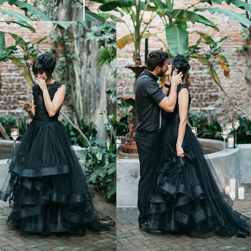 Gothic Black A Line Wedding Dress Piping Tiers Tulle Skirt Lace Appliques Keyhole Back Custom Ruffles Jewel Neck Vintage Unique Rustic Country Bridal 