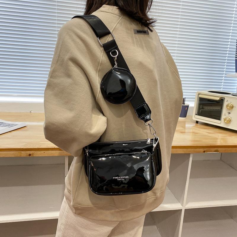 2 Pcs/set Fashion Messenger Bag Luxury Design Crossbody Bag Shoulder Purses and Handbag Ladies Pu Leather Pouch, Black
2 Pcs/set Fashion Messenger Bag Luxury Design Crossbody Bag Shoulder Purses and Handbag Ladies Pu Leather Pouch, Black