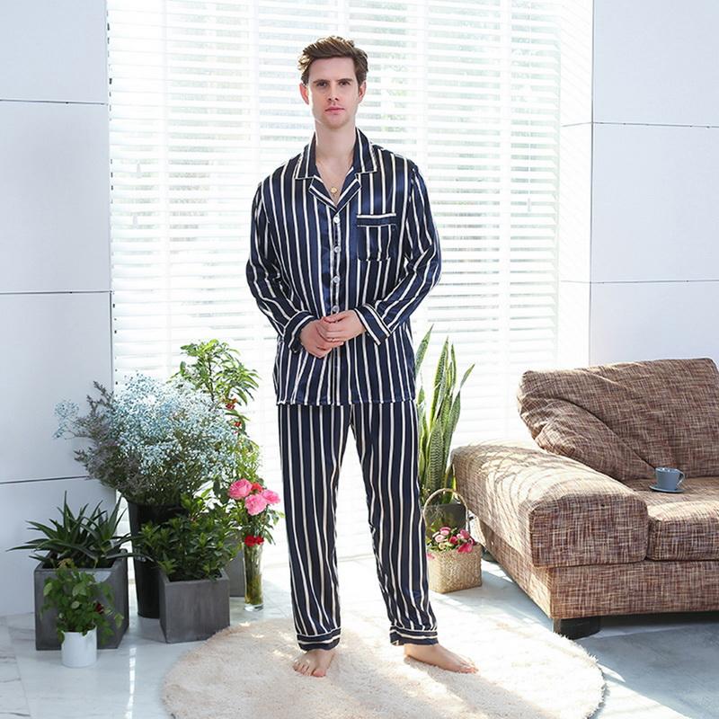 Men's Sleepwear 2021 Spring Autumn Men Pyjamas Set Long Sleeve Turndown Collar Buttons Tops Striped Pajamas & Pants Sets Printed Silk, Black;brown
Men's Sleepwear 2021 Spring Autumn Men Pyjamas Set Long Sleeve Turndown Collar Buttons Tops Striped Pajamas & Pants Sets Printed Silk, Black;brown