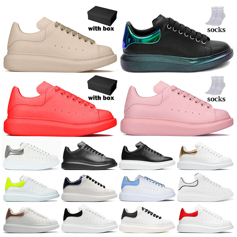 Top Quality Women Men Big Size designer shoes Triple Red Sail Pink Beige Black Pearlscent mens womens Casual Sneakers des chaussures trainers with luxury brand Box, A11 pink (rubber) 36-40
Top Quality Women Men Big Size designer shoes Triple Red Sail Pink Beige Black Pearlscent mens womens Casual Sneakers des chaussures trainers with luxury brand Box, A11 pink (rubber) 36-40