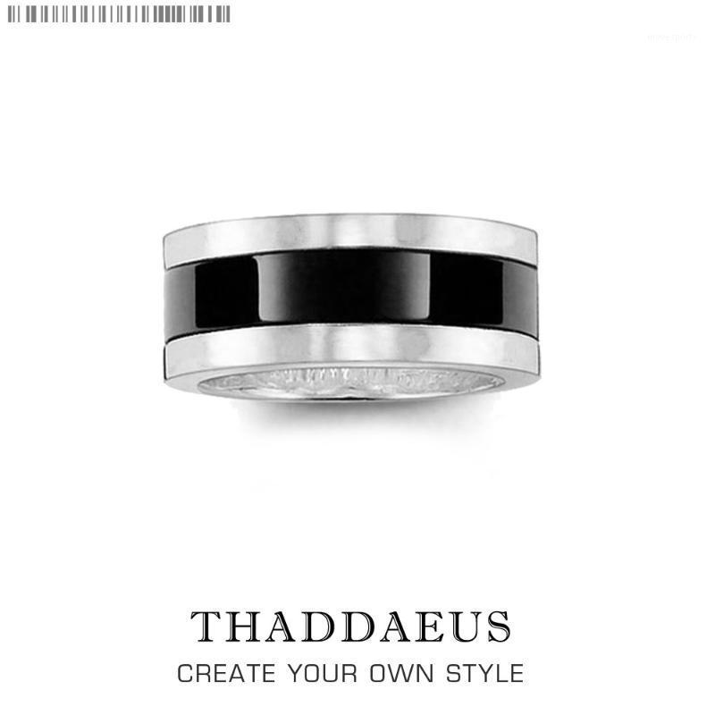 Cluster Rings Black Line Ring,Europe Style Glam Fashion Good Jewerly For Women,2021 Gift In 925 Sterling Silver,Super Deals1
Cluster Rings Black Line Ring,Europe Style Glam Fashion Good Jewerly For Women,2021 Gift In 925 Sterling Silver,Super Deals1