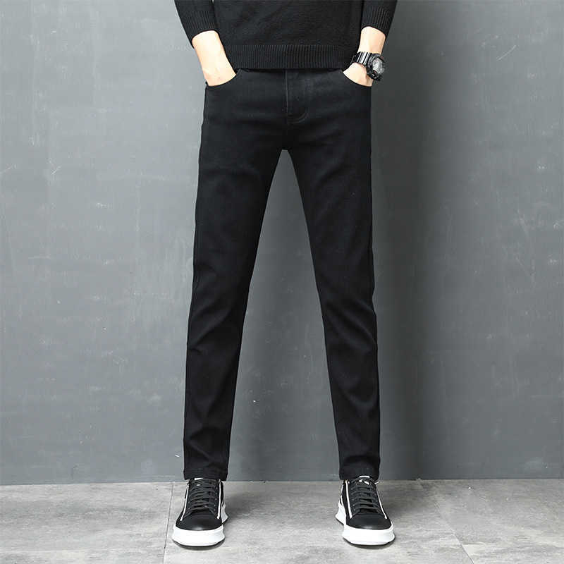 Jeans For Mens Slim Fit Pants 2020 New Classic Male Denim Designer Trousers Casual Skinny Straight Autumn Streetwear MOOWNUC X0621, Black
Jeans For Mens Slim Fit Pants 2020 New Classic Male Denim Designer Trousers Casual Skinny Straight Autumn Streetwear MOOWNUC X0621, Black