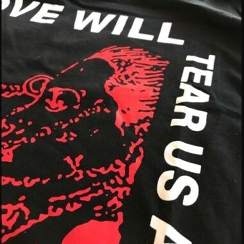 Love Will Tear Us Apart Graphic T Shirt Men Male Hip Hop O Neck Cotton T-Shirt Tumblr Fashion Grunge Hipsters Punk Style Top 210629