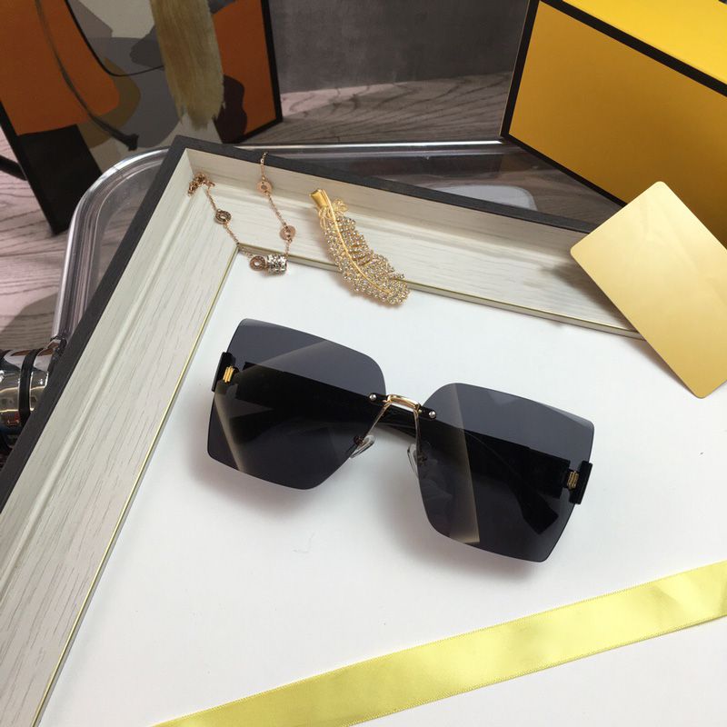 eyeglasses 2021 retro luxury designer sunglasses Men and women Beach mirror Frameless UV400 PC lens With box card branded sunglass fashion eyeglass
eyeglasses 2021 retro luxury designer sunglasses Men and women Beach mirror Frameless UV400 PC lens With box card branded sunglass fashion eyeglass