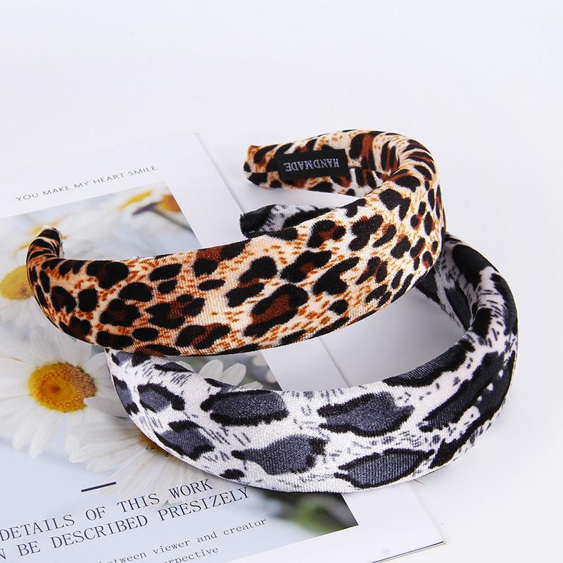 Hair Clips & Barrettes Leopard Print Headbands Broadside Fashion Wide Ties Bangs Holder Accessories For Women And Girls LB, Golden;silver 
Hair Clips & Barrettes Leopard Print Headbands Broadside Fashion Wide Ties Bangs Holder Accessories For Women And Girls LB, Golden;silver