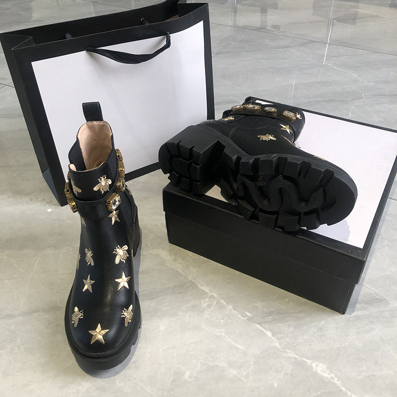 Women Designer Ankle boots chunky heel desert boot flamingos 100% Real Leather lady winter fashion luxury classic bee womens work tooling non-slip shoes size35-42, Box
Women Designer Ankle boots chunky heel desert boot flamingos 100% Real Leather lady winter fashion luxury classic bee womens work tooling non-slip shoes size35-42, Box