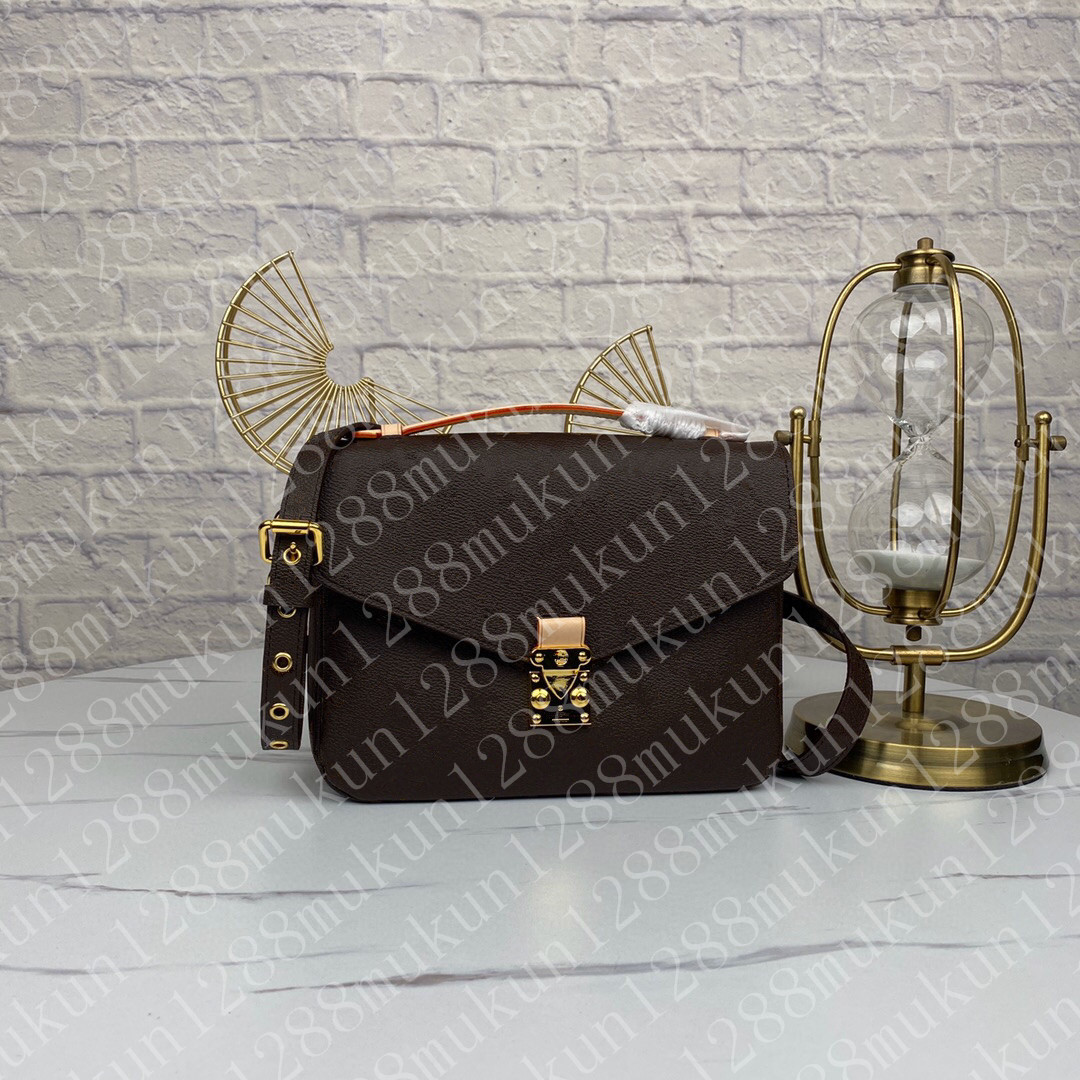 high quality superior quality,Classic fashion luxury hand bags,A variety of colors to choose from,Crossbody Bag,Shoulder Bag, Old flower
high quality superior quality,Classic fashion luxury hand bags,A variety of colors to choose from,Crossbody Bag,Shoulder Bag, Old flower