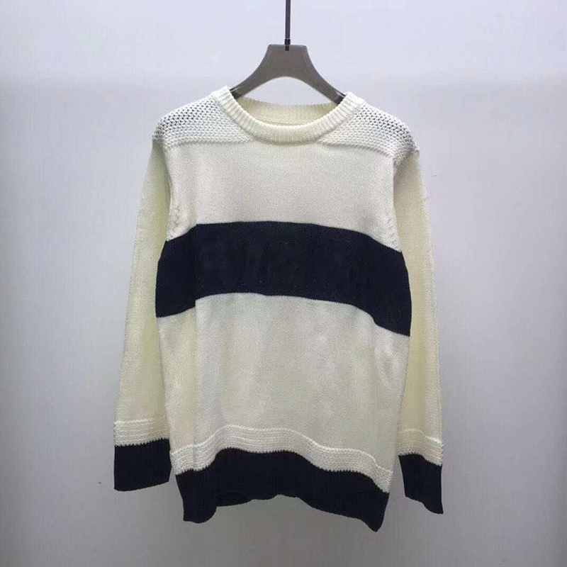 Women' designer sweater casual knit contrast color long-sleeved autumn fashion classic ladies sweater' cardigan collar cotton luxury clothes 2021ss, Please contact me to see the real thing
Women' designer sweater casual knit contrast color long-sleeved autumn fashion classic ladies sweater' cardigan collar cotton luxury clothes 2021ss, Please contact me to see the real thing