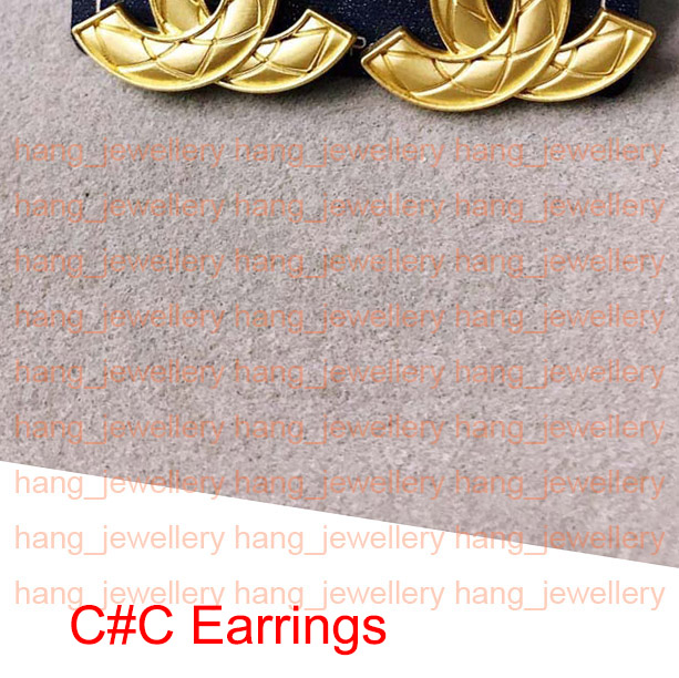 High Quality Designer Stud Earrings Rhinestone Crystal Letter Earring Women Luxury Christmas Gift, Golden;silver
High Quality Designer Stud Earrings Rhinestone Crystal Letter Earring Women Luxury Christmas Gift, Golden;silver