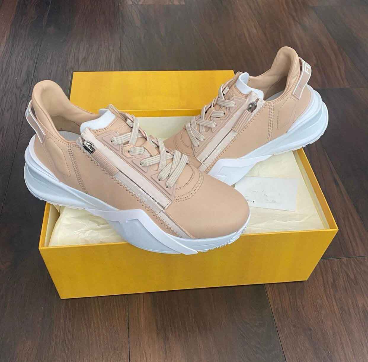 High Quality Brand Men's FLOW Sneakers Shoes Comfort Casual Man Sports Zipper Rubber Mesh Lightweight Skateboard Runner Sole Tech Fabrics Trainer Box
High Quality Brand Men's FLOW Sneakers Shoes Comfort Casual Man Sports Zipper Rubber Mesh Lightweight Skateboard Runner Sole Tech Fabrics Trainer Box