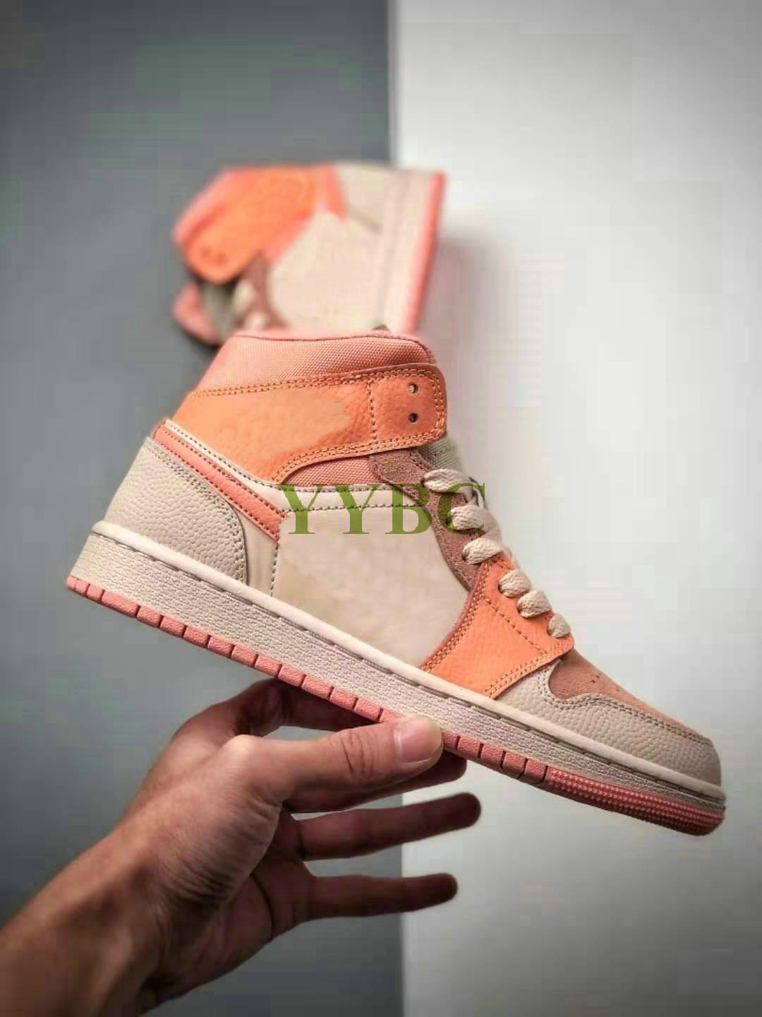 1 Mid SE Orange Light Pink and Apricot Jumpman High Mens 1S OG Girls Shoes Sneakers Woman Chaussures Trainers, White;red
1 Mid SE Orange Light Pink and Apricot Jumpman High Mens 1S OG Girls Shoes Sneakers Woman Chaussures Trainers, White;red