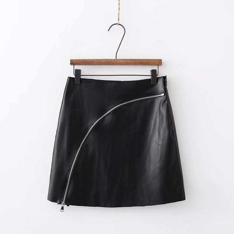Skirts ASDS Women Basic Pu Leather Black Mini Skirt Faldas Buttons Zipper Design European Style Female Casual Chic Solid
Skirts ASDS Women Basic Pu Leather Black Mini Skirt Faldas Buttons Zipper Design European Style Female Casual Chic Solid