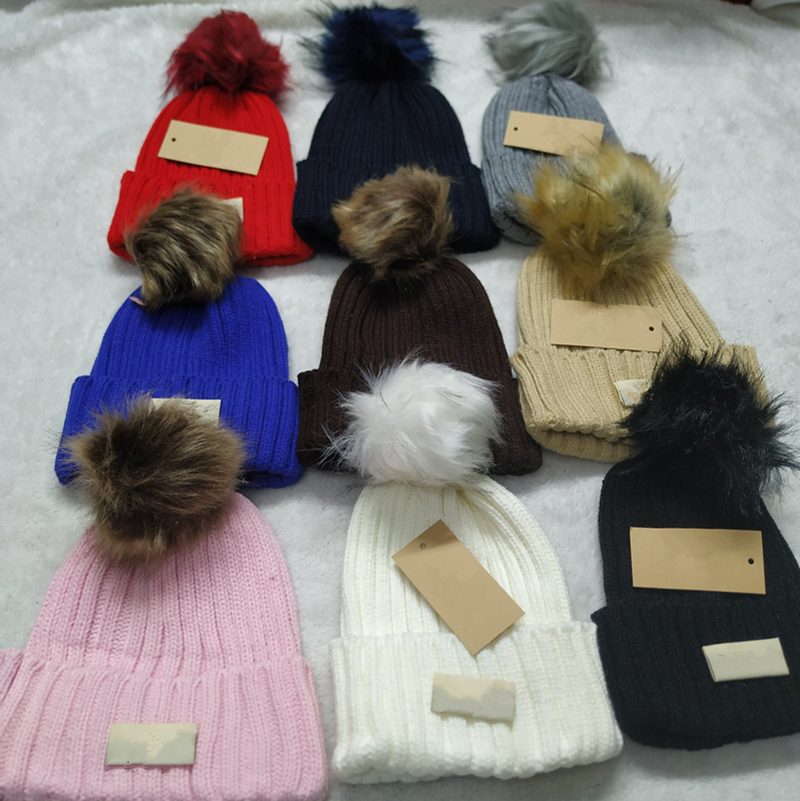 Womens Designers Beanie Hats Ladies Winter Knitted Beanies Cap With Letter Label Caps Outdoor Riding Ski Hat
Womens Designers Beanie Hats Ladies Winter Knitted Beanies Cap With Letter Label Caps Outdoor Riding Ski Hat