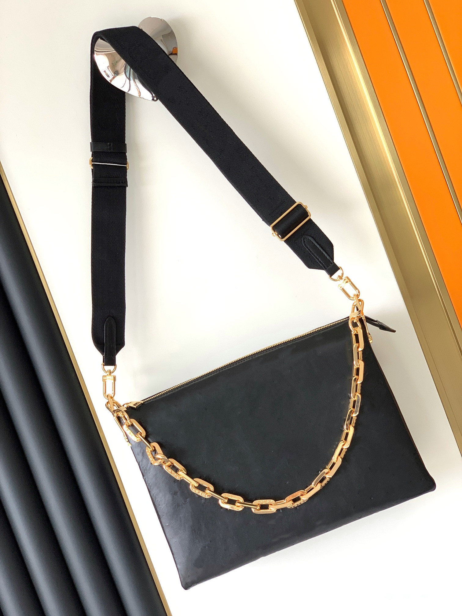 7A Handbag Wallet Clutch Shoulder Bag Pocket Wallet soft sheepskin leather embossed letter multi-layer bag sliding removable chain with box card dust bag, Silver embossed silver chain
7A Handbag Wallet Clutch Shoulder Bag Pocket Wallet soft sheepskin leather embossed letter multi-layer bag sliding removable chain with box card dust bag, Silver embossed silver chain