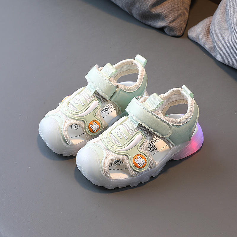 Size21-30 Children Led Sandals With Lights For Boys Girls Non-slip Glowing Boys Baby Shoes Luminous Kids Toddler Shoes For Girls, Black
Size21-30 Children Led Sandals With Lights For Boys Girls Non-slip Glowing Boys Baby Shoes Luminous Kids Toddler Shoes For Girls, Black