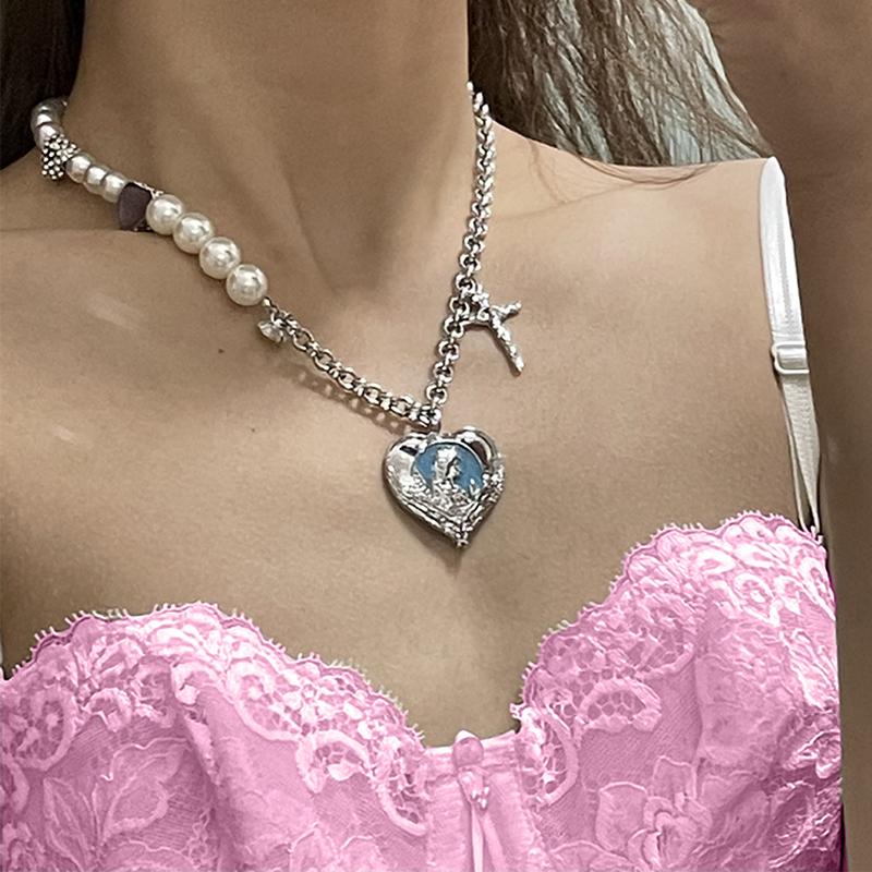 Pendant Necklaces Y2K Goddess Heart Cross Necklace For Women Metal Pearl Mosaic Crystal Fashion Charms Jewelry 90s Style Friendship Gifts, Silver
Pendant Necklaces Y2K Goddess Heart Cross Necklace For Women Metal Pearl Mosaic Crystal Fashion Charms Jewelry 90s Style Friendship Gifts, Silver