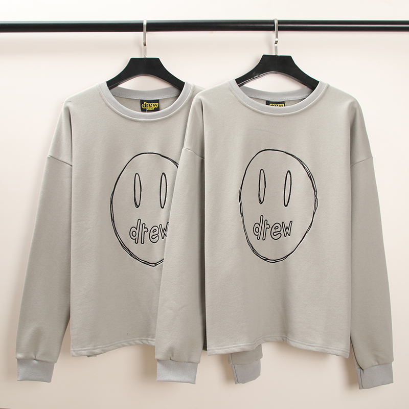 Men Drew house round neck hoodie produced Justin Bieber hand painted graffiti smiling face Designer mens and womens sweater long sleeve Sweatshirts, I need look other product
Men Drew house round neck hoodie produced Justin Bieber hand painted graffiti smiling face Designer mens and womens sweater long sleeve Sweatshirts, I need look other product