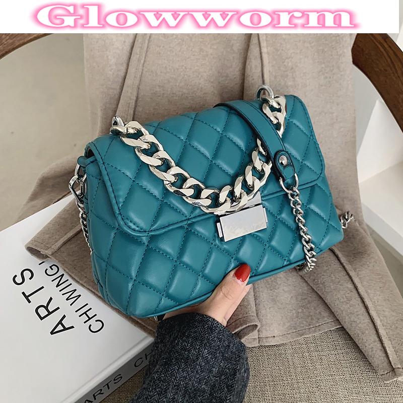 Brand Designer Fashion Women's Silver Chain Small Flap Crossbody Bag 2021 Winter Shoulder Handbags High Quality PU Leather Totes, Beige
Brand Designer Fashion Women's Silver Chain Small Flap Crossbody Bag 2021 Winter Shoulder Handbags High Quality PU Leather Totes, Beige