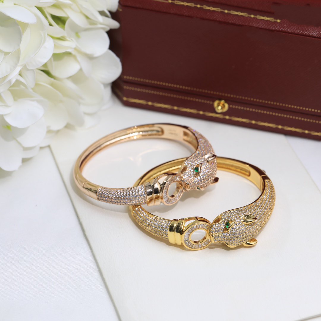 Charm Bracelet Unisex Cheetah Designer Bracelets Sliver/Gold Luxury Designers Wrist Jewelry with Crystal
Charm Bracelet Unisex Cheetah Designer Bracelets Sliver/Gold Luxury Designers Wrist Jewelry with Crystal