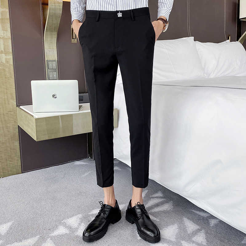 Spring Men Suit Pants Wedding Dress Pants Crown Embroidery Casual Business Office Social Trousers Pantalon Homme Classique 210527, Black
Spring Men Suit Pants Wedding Dress Pants Crown Embroidery Casual Business Office Social Trousers Pantalon Homme Classique 210527, Black