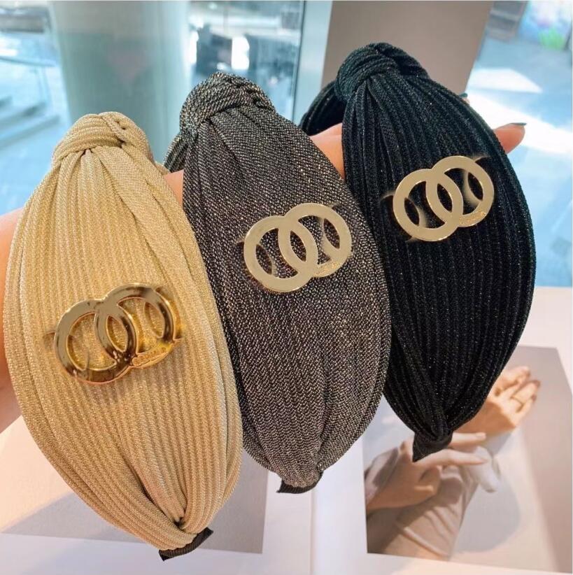 2021 wholesale high quality Hair Bands For Women Lady Luxury Headband Hair Hoop Fashion Hair Accessories 5 colors free shipping
2021 wholesale high quality Hair Bands For Women Lady Luxury Headband Hair Hoop Fashion Hair Accessories 5 colors free shipping