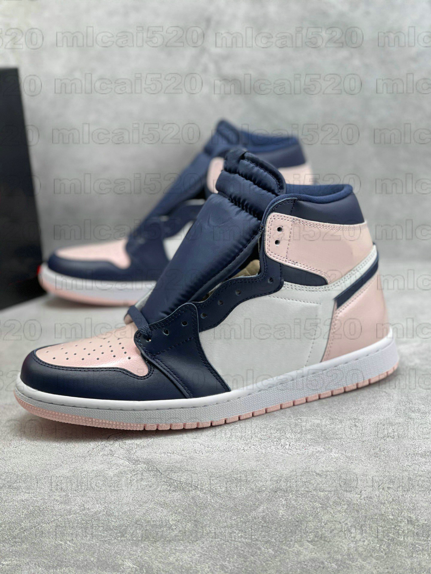 1 Atmospher Pink High OG Basketball Designer Shoes Jumpman Womens Mens 1S White Laser Pink Obsidian Bubble Gum Trainer Sports Sneaker, Color 01
1 Atmospher Pink High OG Basketball Designer Shoes Jumpman Womens Mens 1S White Laser Pink Obsidian Bubble Gum Trainer Sports Sneaker, Color 01