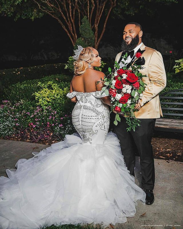 2021 Plus Size Arabic Aso Ebi Luxurious Beaded Crystals Wedding Dresses Mermaid Sexy Bridal Dresses Tulle Wedding Gowns ZJ225