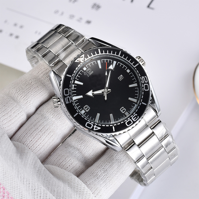 classic mens watch atmosphere good looking business switzerland annual explosions highend mens watches luxury fashion black dial calendar gift, Slivery;brown
classic mens watch atmosphere good looking business switzerland annual explosions highend mens watches luxury fashion black dial calendar gift, Slivery;brown