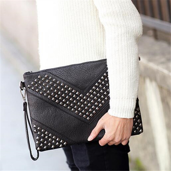 Factory wholesale men bag trend personalized hand shoulder rivets rivet leather fashion Korean mens and women handbag business rivetes ba, Black(boutique box)
Factory wholesale men bag trend personalized hand shoulder rivets rivet leather fashion Korean mens and women handbag business rivetes ba, Black(boutique box)