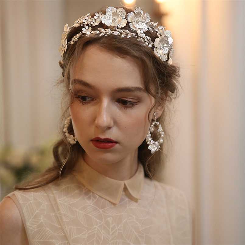 Big Floral Bridal Crown Hair Tiara Silver Color Leaf Wedding Headpiece Handmade Women Party Prom band Jewelry 211019
Big Floral Bridal Crown Hair Tiara Silver Color Leaf Wedding Headpiece Handmade Women Party Prom band Jewelry 211019