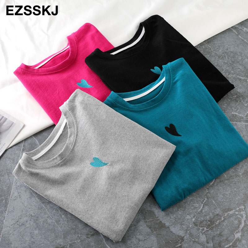 spring summer Women basic heart embroidery T-shirt Casual Loose short sleeve bottom candy color cotton T-shirt Female Tops 210302