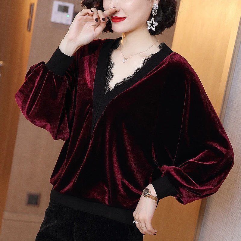 Autumn winter women blouse velvet shirts tops vintage long-sleeved lace v-neck blouses casual loose ladies tops female clothes 210225