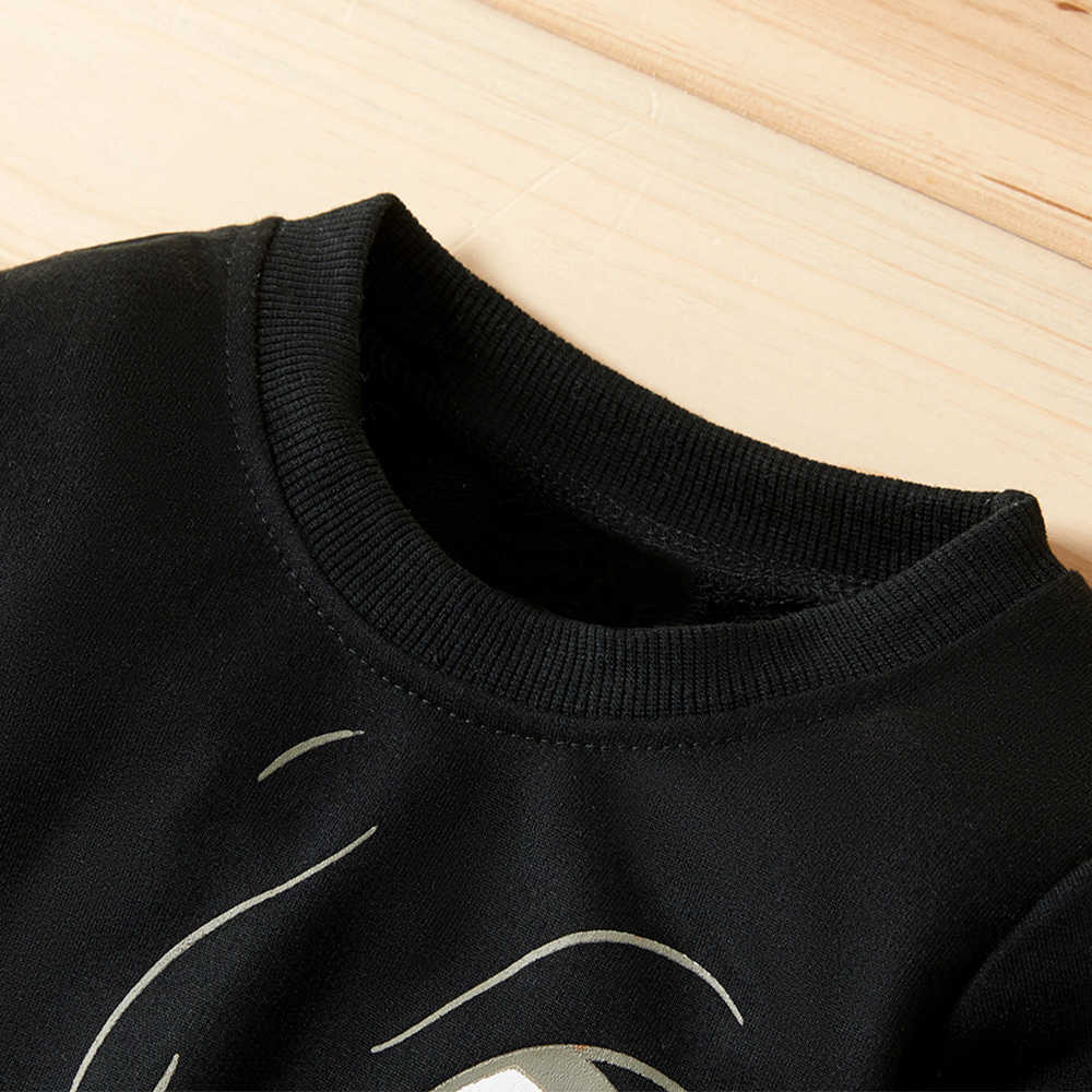 Spring and Autumn Baby Toddler Boy Cool Cartoon Eye Print Solid Dino Decor Pullover for KIds Sweatshirt 210528