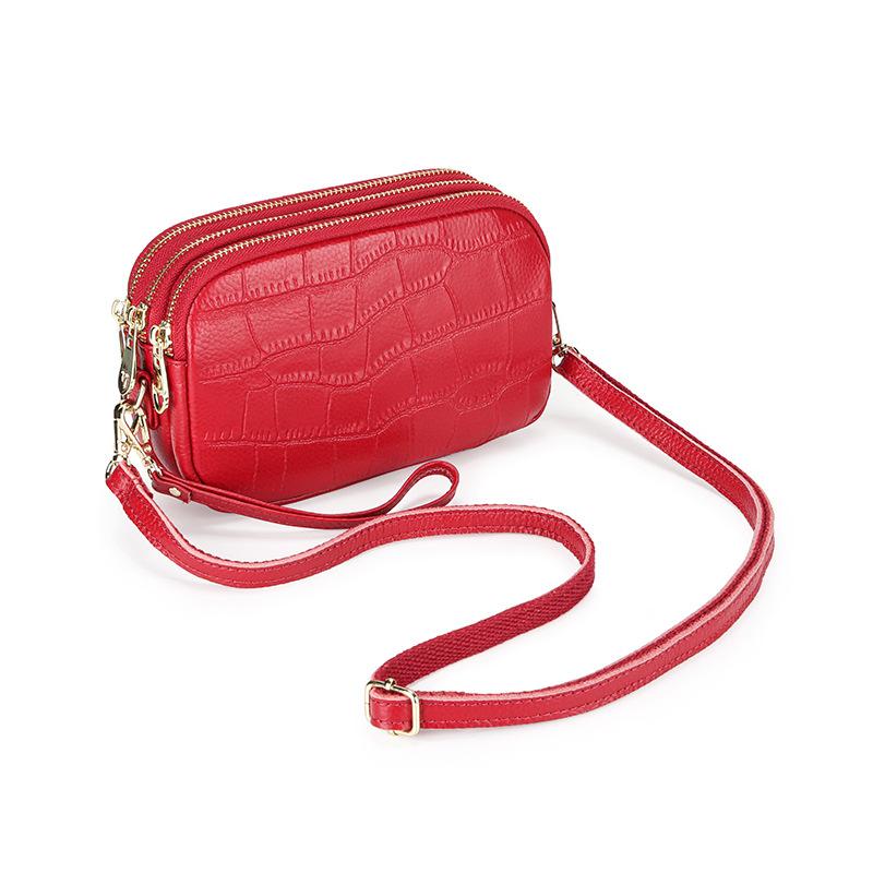 Duffel Bags Exquisite 3 Zippers Main Pocket Versatile Lady Crossbody First Layer Cow Leather Single Shoulder Cowhide Small Travel Bag
Duffel Bags Exquisite 3 Zippers Main Pocket Versatile Lady Crossbody First Layer Cow Leather Single Shoulder Cowhide Small Travel Bag