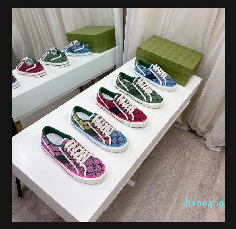 Designers Tennis sneaker canvas Luxurys Beige Blue washed jacquard denim Women Shoes Ace Rubber sole Embroidered Vintage, Color
Designers Tennis sneaker canvas Luxurys Beige Blue washed jacquard denim Women Shoes Ace Rubber sole Embroidered Vintage, Color