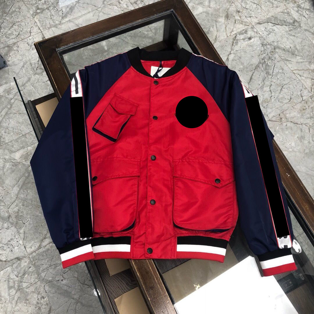 monclair Luxury French Men's Jacket maya france brand Designer Jackets Contrasting Color Letter Emblem coat, Supplement (not shipped separately)
monclair Luxury French Men's Jacket maya france brand Designer Jackets Contrasting Color Letter Emblem coat, Supplement (not shipped separately)