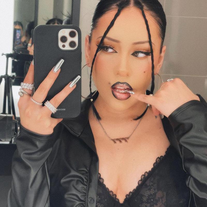 Womens T-Shirt Black Pu Leather Folds Skinny Tshirt Sexy V Neck Turn Down Collar Full Sleeve Crop Top Women Punk Style Gothic Emo Alt Cloth