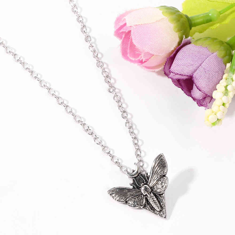 Death Head Butterfly Necklace Moth Mini Cute Pendant Neckalce For Women Pagan with card men jewelry gift
Death Head Butterfly Necklace Moth Mini Cute Pendant Neckalce For Women Pagan with card men jewelry gift