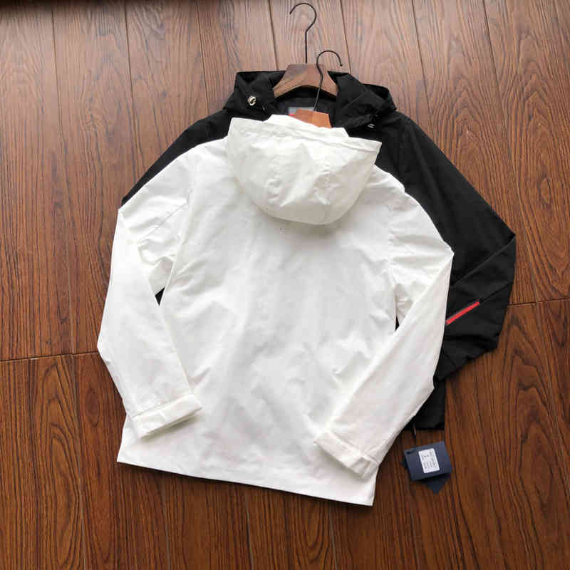 Men's Jackets HOODIES mens classic street jacket Windproof Classic asian size and waterproof Top embroidery of imported letters spring AONK, White
Men's Jackets HOODIES mens classic street jacket Windproof Classic asian size and waterproof Top embroidery of imported letters spring AONK, White