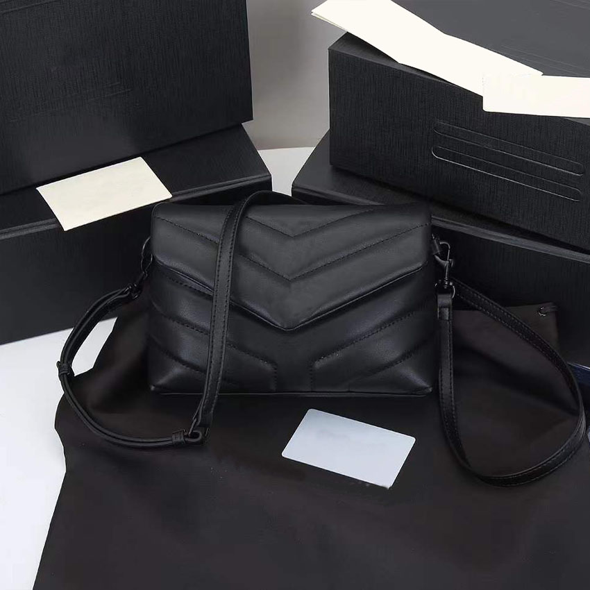 7A+ 20cm mini crossbody designers bag women handbags 2021 purse classic flap designer handbag cowhide leather shoulder bags chain wallet with box boots squishy, 20cm-7cm-14cm
7A+ 20cm mini crossbody designers bag women handbags 2021 purse classic flap designer handbag cowhide leather shoulder bags chain wallet with box boots squishy, 20cm-7cm-14cm