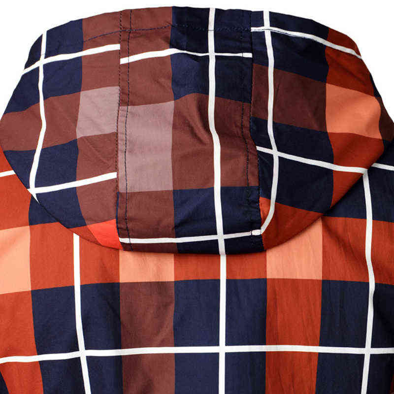 Men Long Trench Coats Autumn Men Hooded Casual Plaid Jackets 2020 Fashion Streetwear Trench coat Windbreaker Outerwear Jacket Y1122